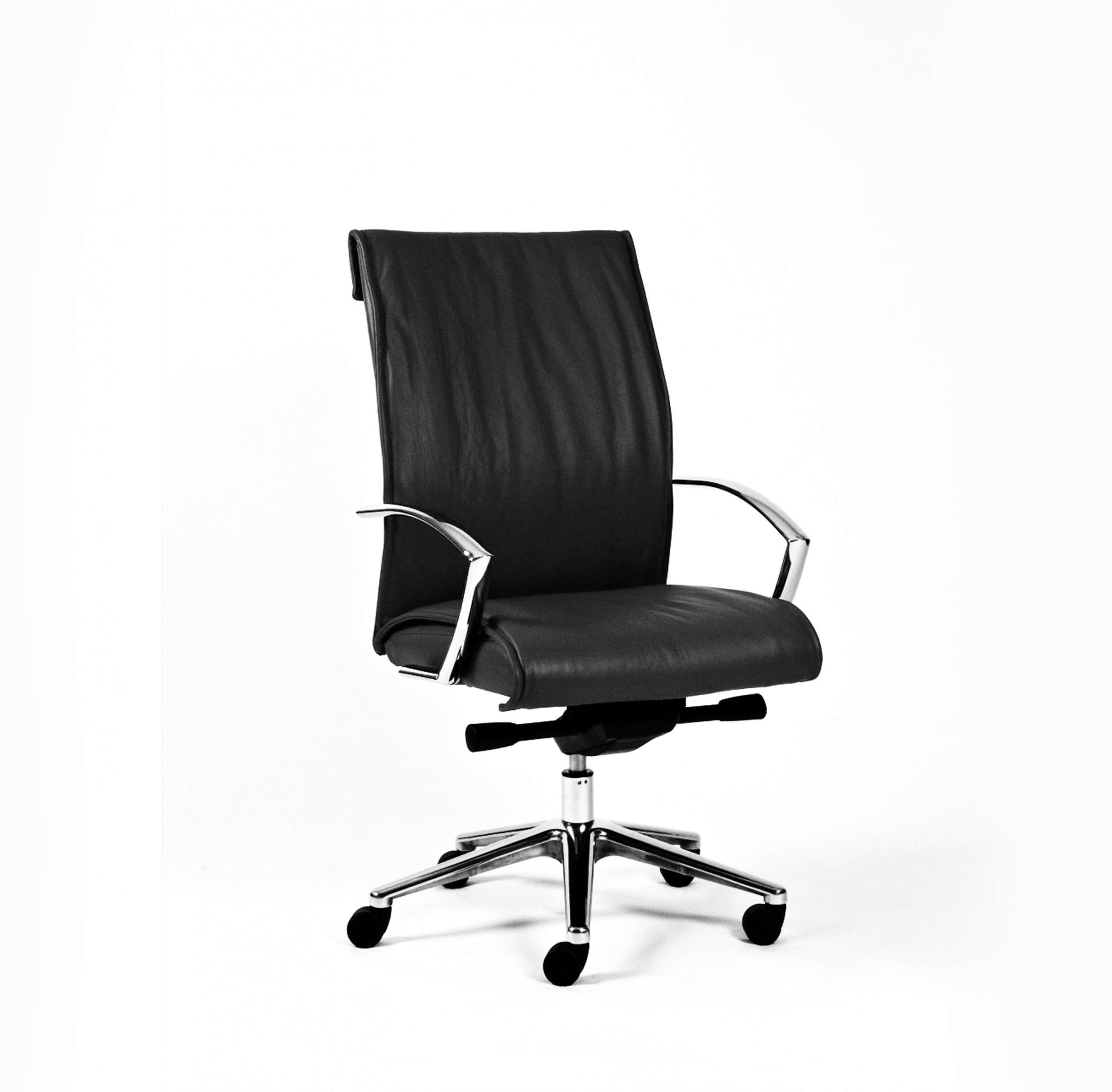 Slim Leather Executive Low Back