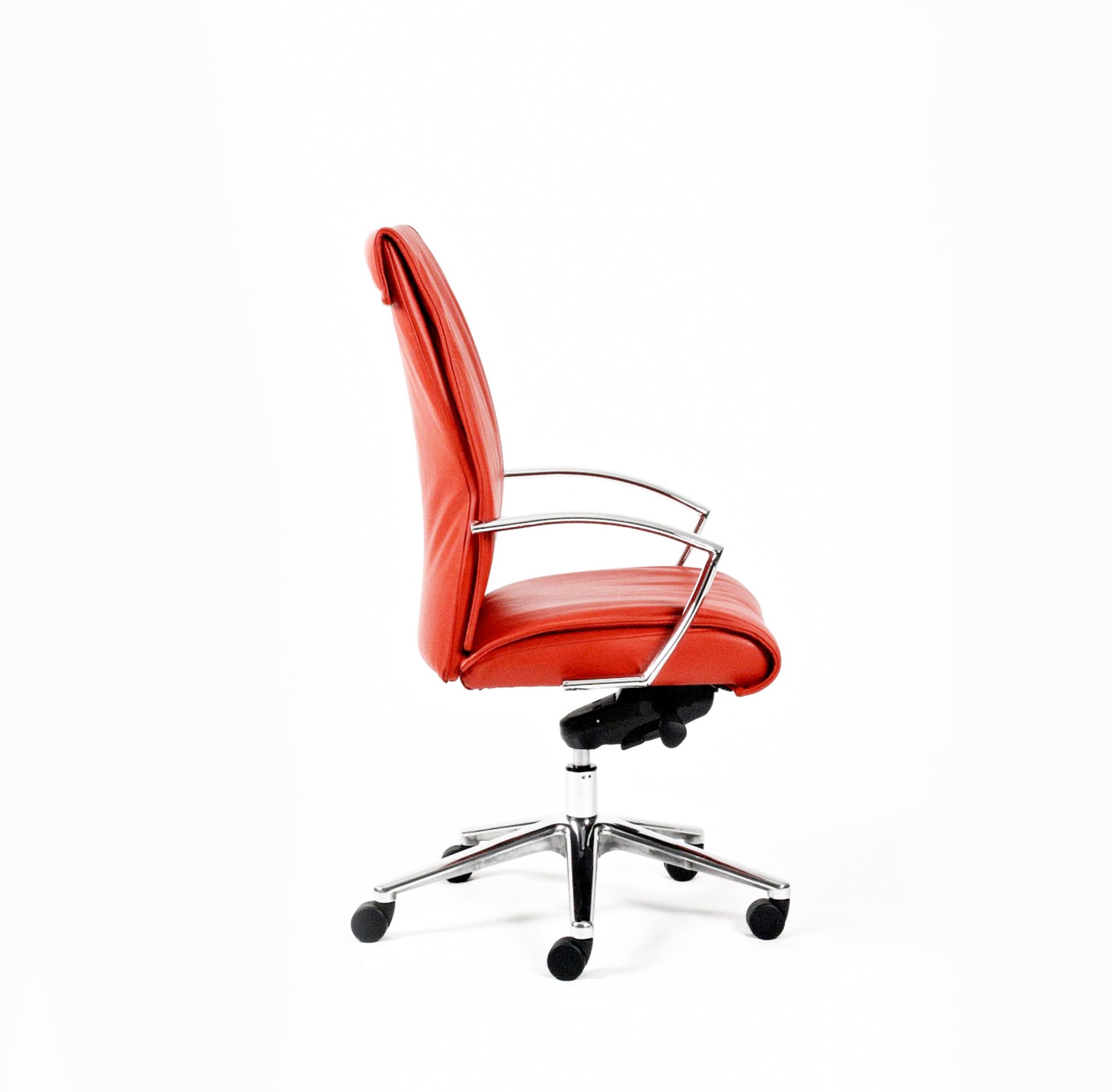 Slim Leather Executive Low Back