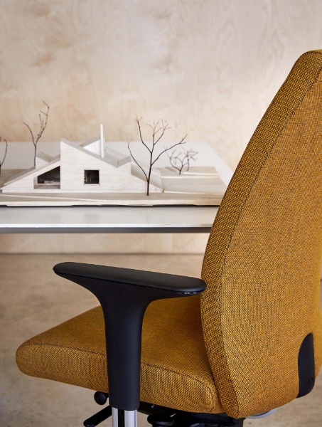 HÅG Creed 6003 Medium backrest & partially upholstered