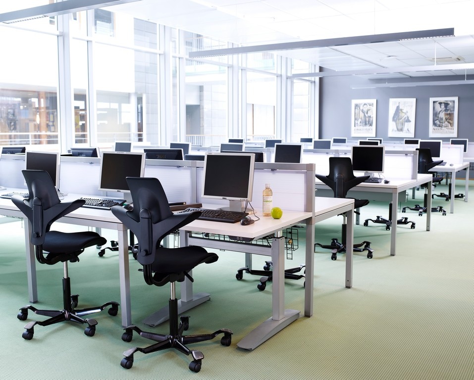 HÅG Capisco Puls 8010 Classic saddle seat with comfort pad