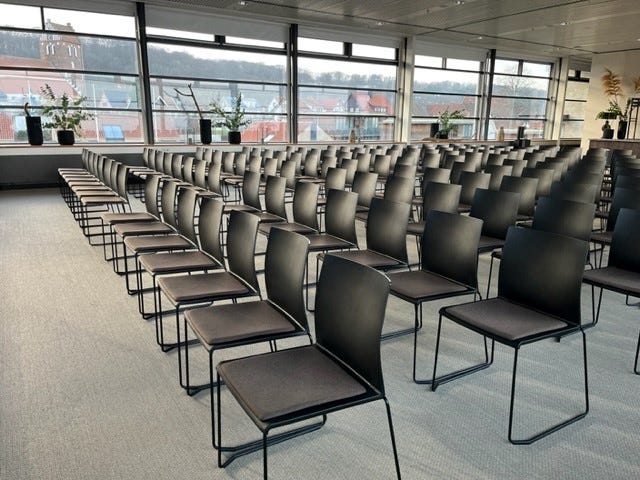 Artesia Black Stacking Seat Pad