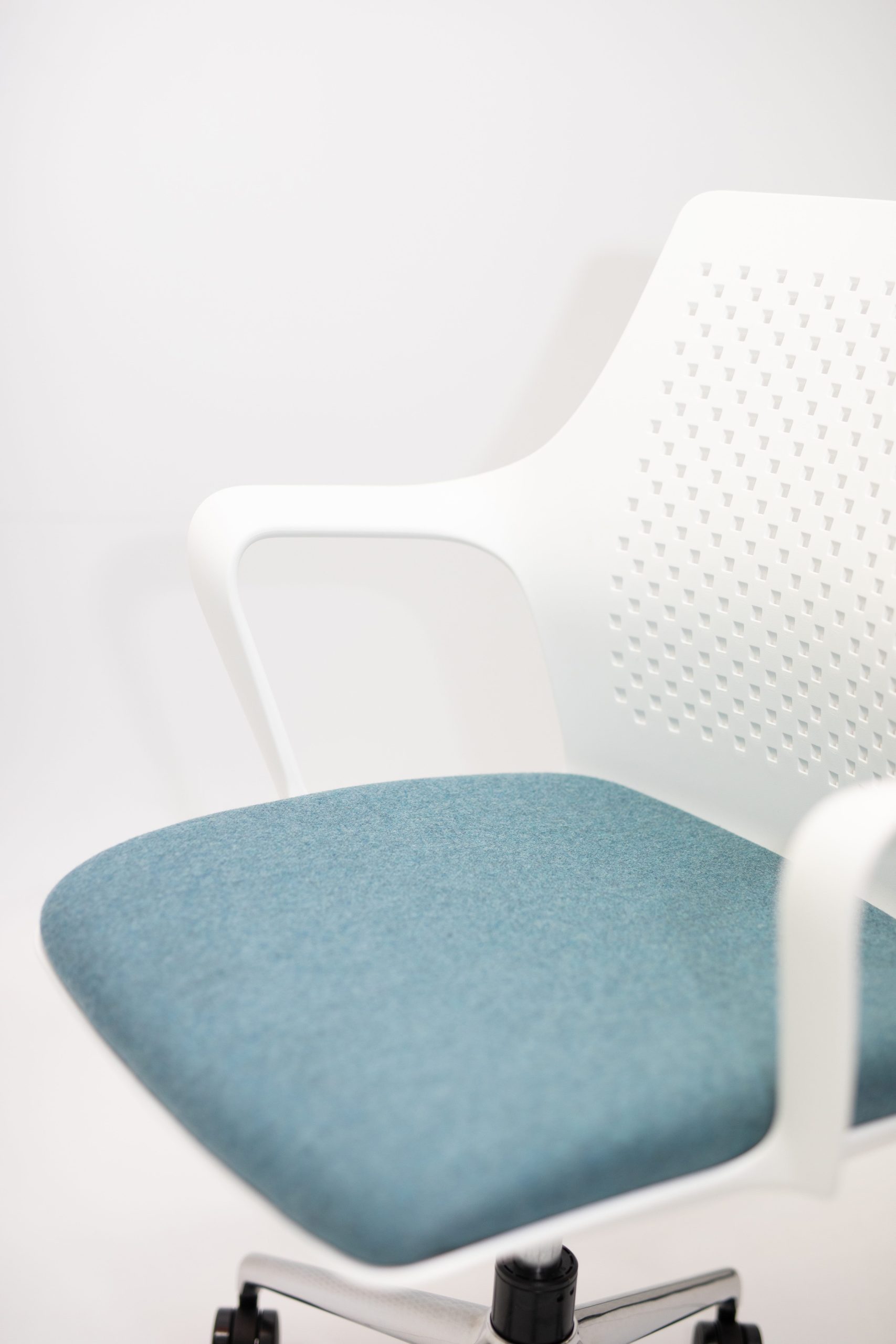 Gemina White Italian-5 Polished