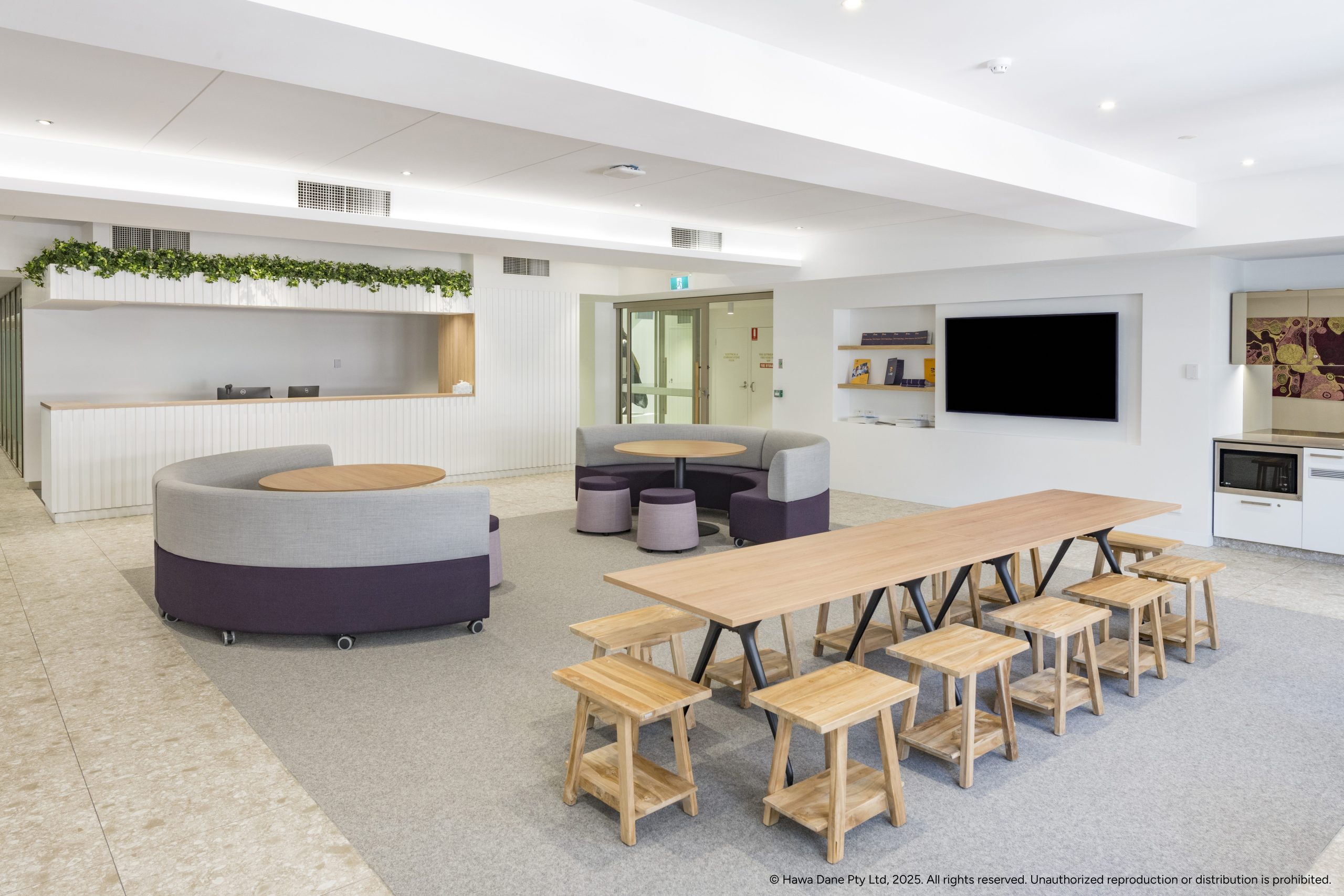 Spring Modular Curved with Back and Castors